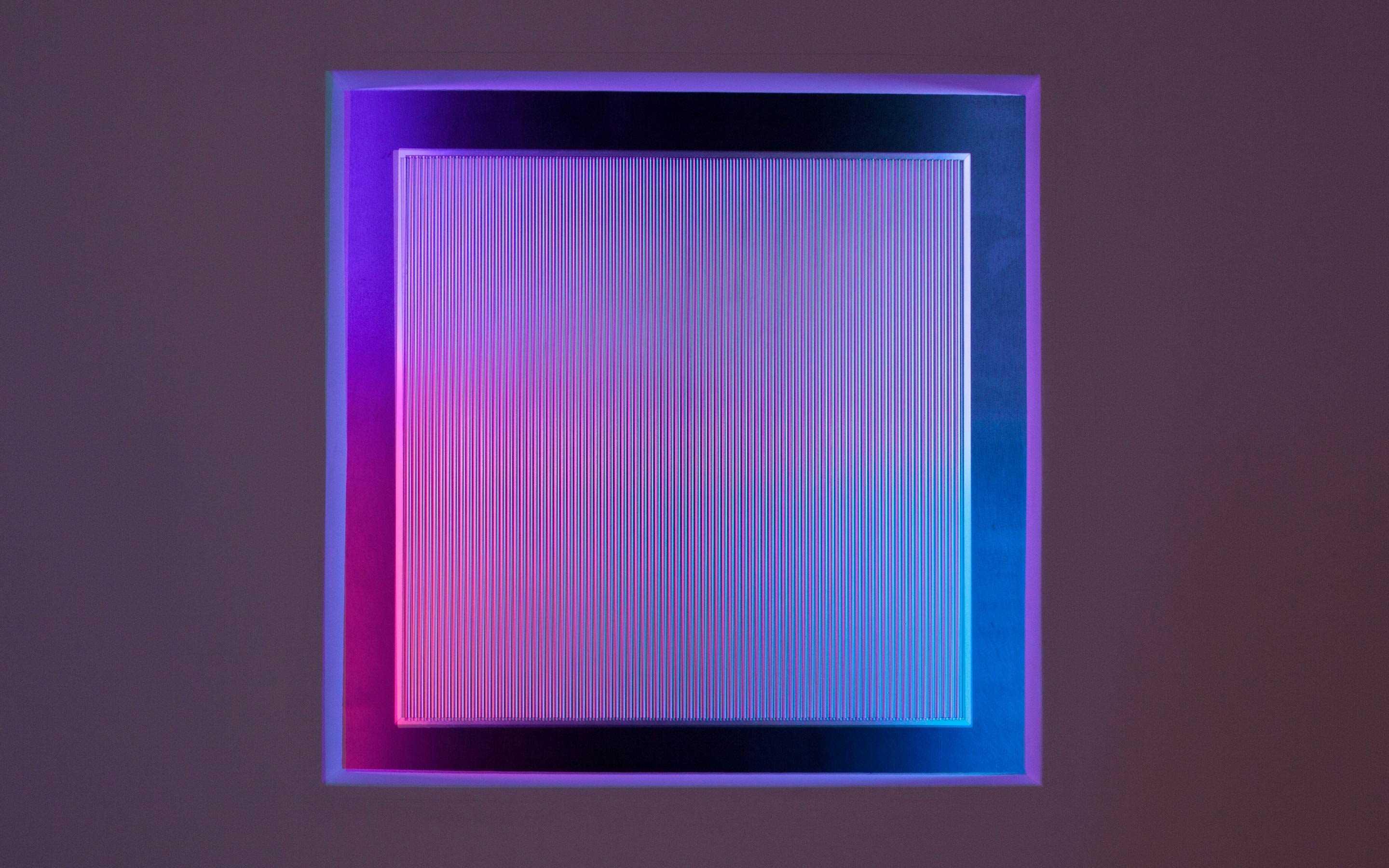 02-chromatic-oscillation-in-steel-haberdashery-w-slideshow