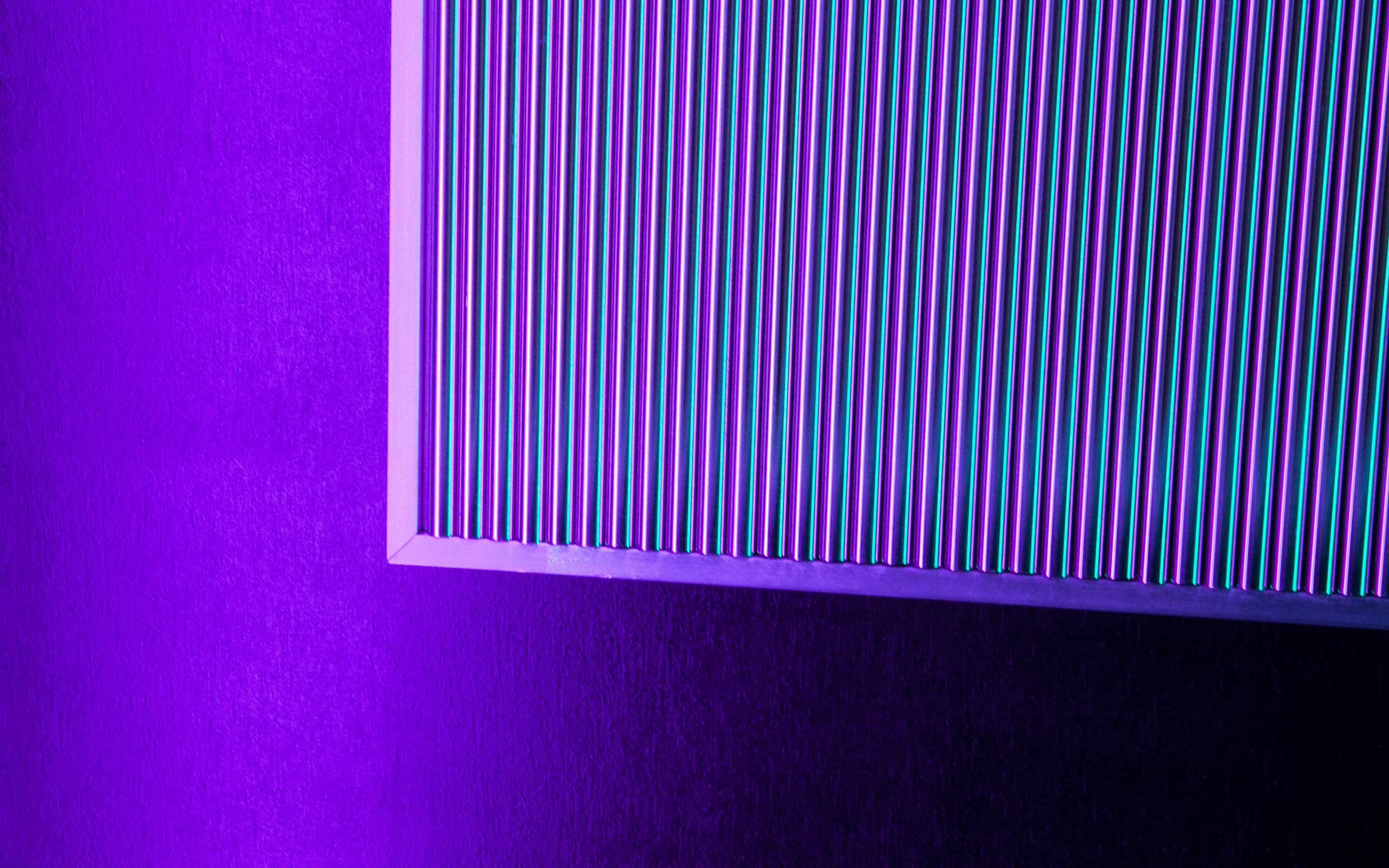 04-chromatic-oscillation-in-steel-haberdashery-w-slideshow