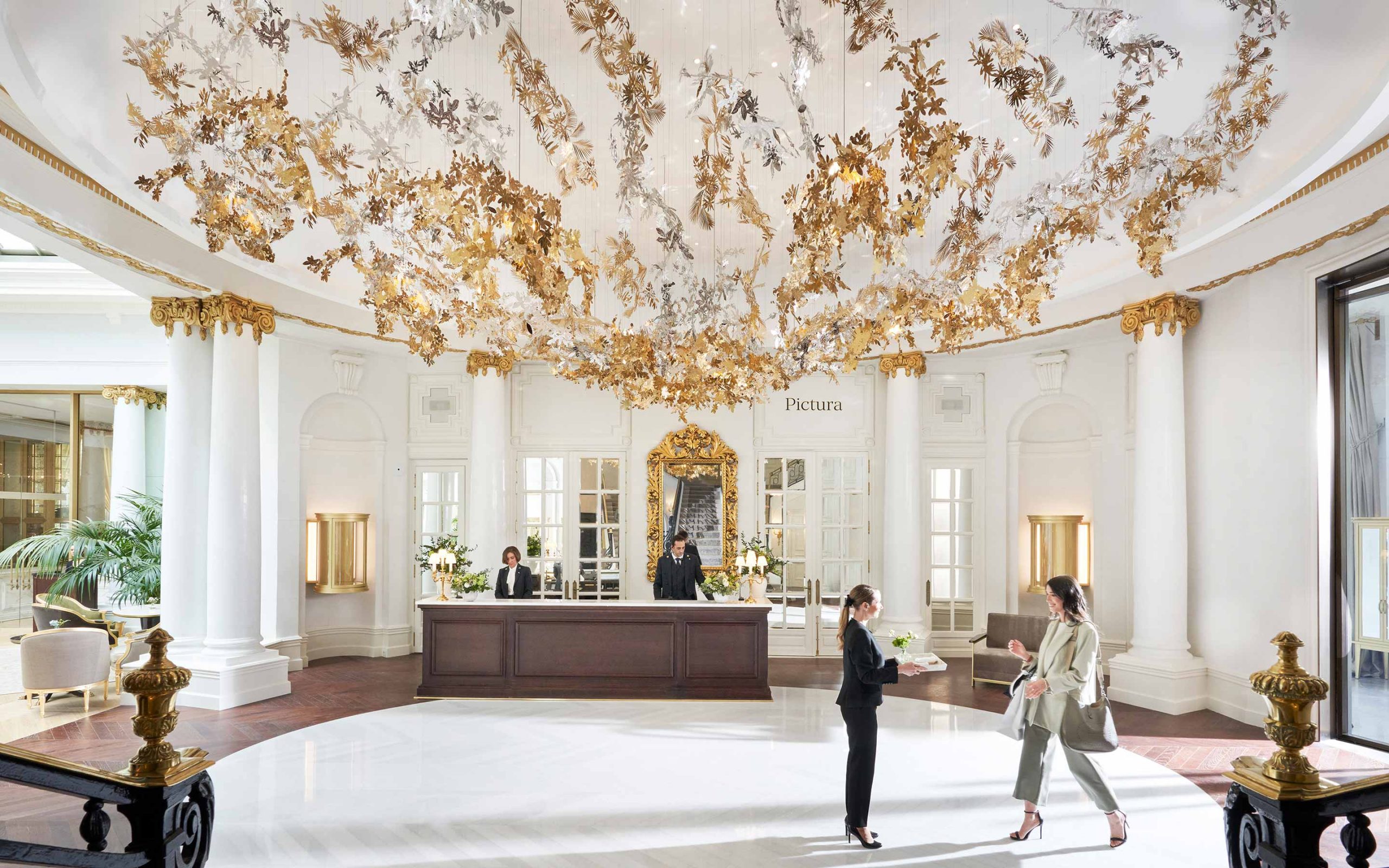 01-Remolino del Retiro-Haberdashery-credit-Mandarin-Oriental-Ritz-Madrid-Lobby-slideshow